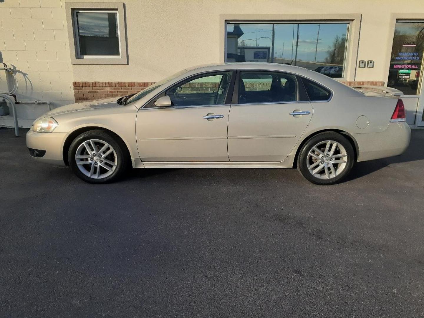 2012 Chevrolet Impala LTZ (2G1WC5E37C1) with an 3.6L V6 DOHC 16V FFV engine, 6-Speed Automatic transmission, located at 2015 Cambell Street, Rapid City, SD, 57701, (605) 342-8326, 44.066433, -103.191772 - CARFAX AVAILABLE - Photo#0